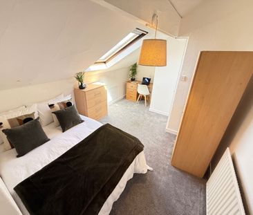 3 Bed Terraced House, Lumley Walk, LS4 - Photo 3