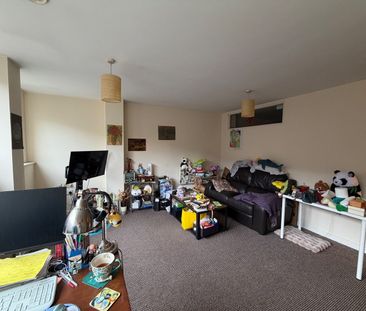 1 Bed Flat, Westside One, B1 - Photo 2