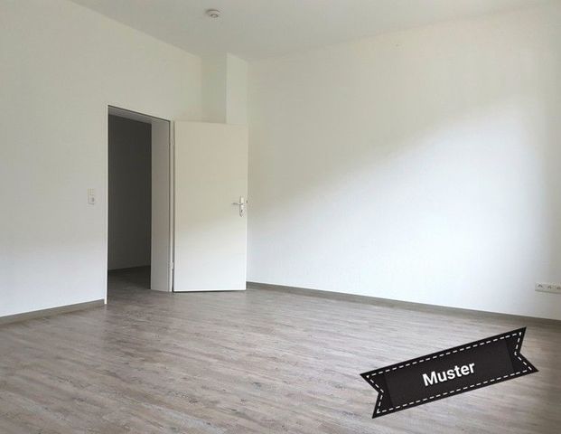 **3-Zimmer-Wohnung mit Balkon in zentraler Lage** - Photo 1