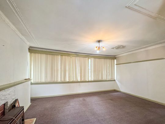 C21 Central West - 6852 3793 - Photo 1