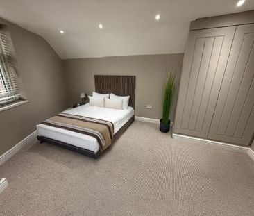 6 bedroom terraced house to rent - Photo 5