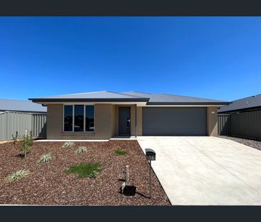 26 Stanley Street, Shepparton, Vic 3630 - Photo 1