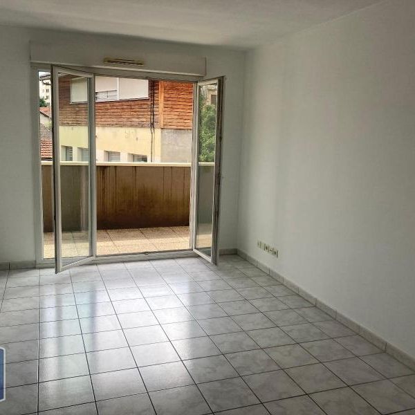 Location Appartement 2 pièces 38m² ST MARTIN D HERES 38400 - Photo 1
