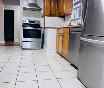 For Lease - 53 Fitzgibbon Avenue, Toronto, Ontario - Photo 3