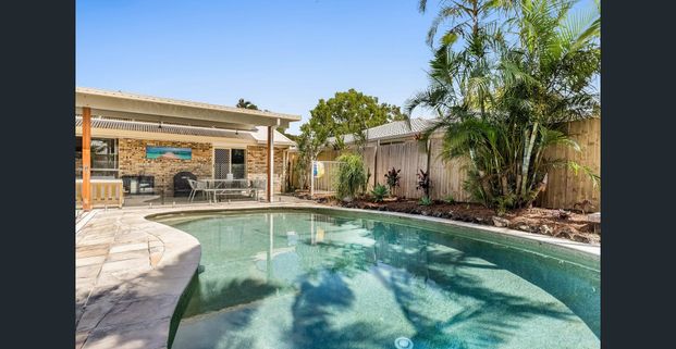 NEWLY RENOVATED | COASTAL RETREAT - Photo 1