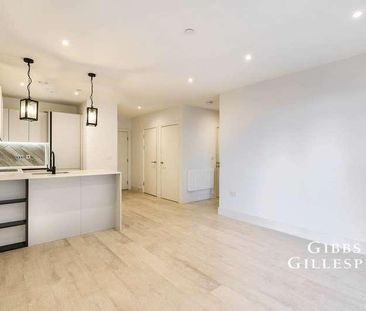 Memorial Avenue, Slough, Berkshire, SL1 - Photo 3