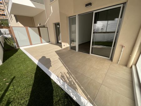 Location Appartement 2 pièces 44m² CAGNES SUR MER 06800 - Photo 5