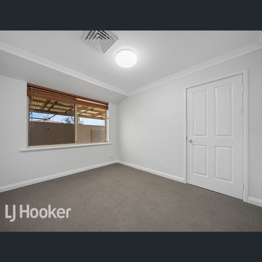 1 Mainsail Drive, Ocean Reef, WA 6027 - Photo 1