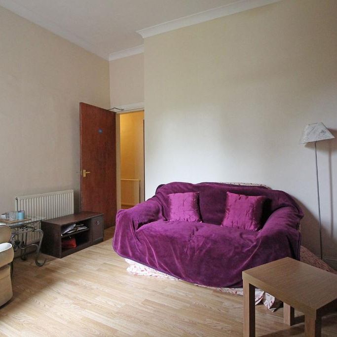 3 bedroom flat to rent - Photo 1