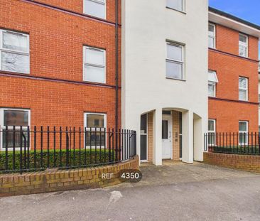 2 bedroom flat to rent - Photo 5