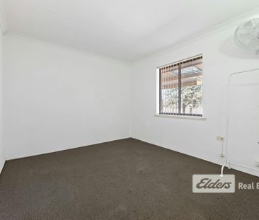 CITY LIVING COUNTRY STYLE - Photo 1