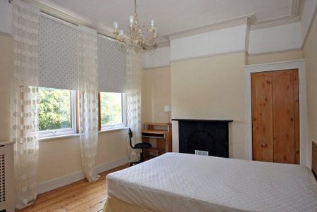 5 bedroom terraced house to rent - Photo 4