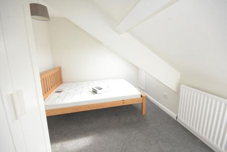 5 bedroom maisonette to rent - Photo 2
