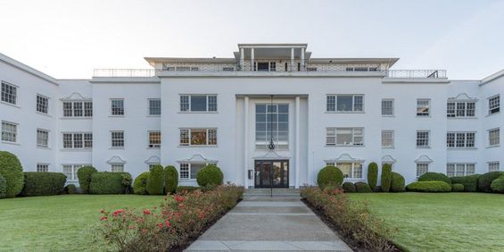 Somerset Manor - Photo 3