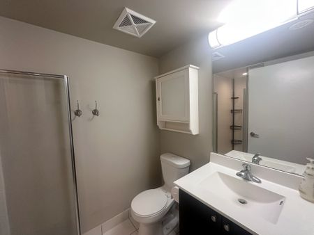 For Lease - 290 Village Green Square Unit# 23, Toronto, Ontario - Photo 4