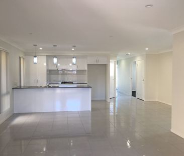 Stunning Four Bedroom Home With Loads Of Special Features - Photo 3