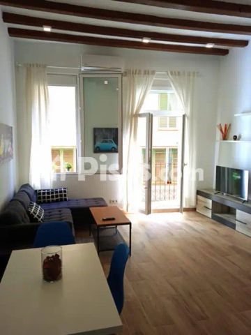 Piso en alquiler en El Raval - Photo 2