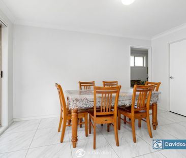 Spacious Four-Bedroom Family Home with Generous Front & Rear Yards! - Photo 2