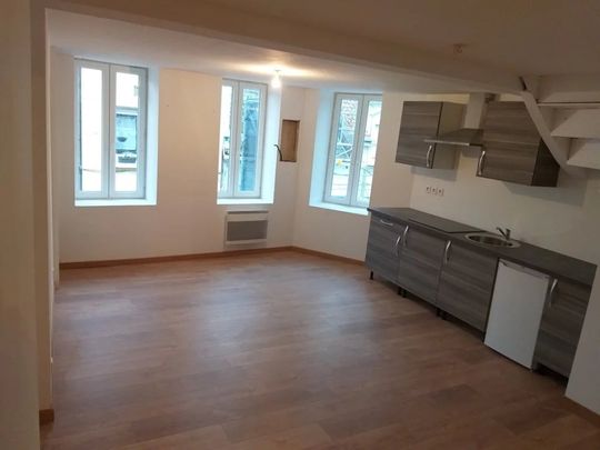 Location Appartement 3 pièces 69m² BOULOGNE SUR MER 62200 - Photo 1