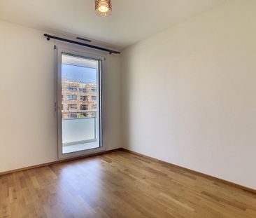 Beau 4,5 pièces traversant avec 2 balcons - Photo 2