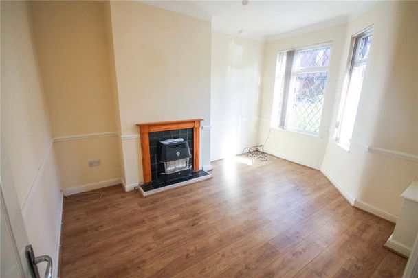 3 bedroom end of terrace house to rent - Photo 1