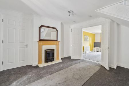 8 bedroom detached house to rent - Photo 3