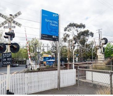 Single room in rooming house - Photo 5