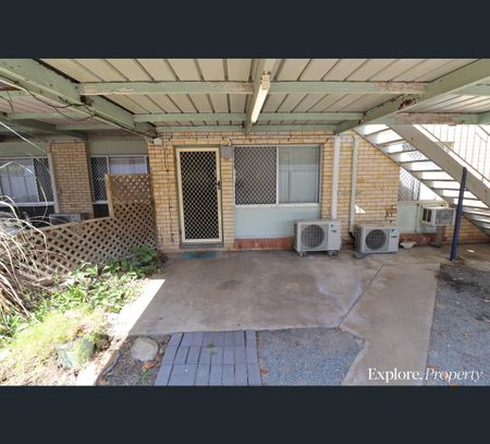 3/42 Binnington Esplanade, East Mackay, Qld 4740 - Photo 3