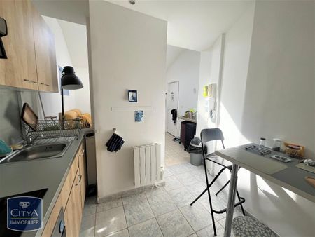 Location Appartement 2 pièces 27m² VALENCIENNES 59300 - Photo 3
