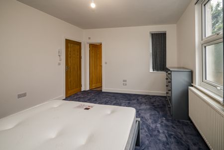 1 bedroom property to rent - Photo 4