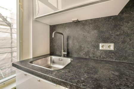 Te huur: Appartement Wijttenbachstraat in Amsterdam - Photo 3