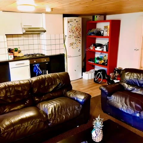 4 Bed 2 Bath - Photo 1