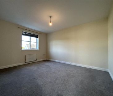 4 bedroom semi-detached house to rent - Photo 4