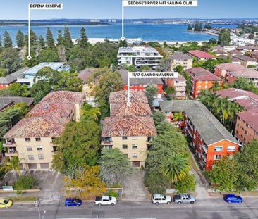 Private and Leafy Retreat Offering Effortless Coastal Living - Photo 3