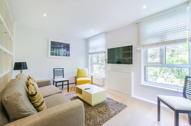 Studio Flat, Montpelier Row, SE3 - Photo 1