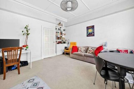 Lansdowne Way, Stockwell, SW8 - Photo 2