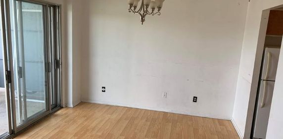 2 CH - 1 SDB - Côte Saint-Luc - $1,555 /mo - Photo 2