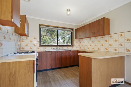 Three Bedroom Unit - Photo 4