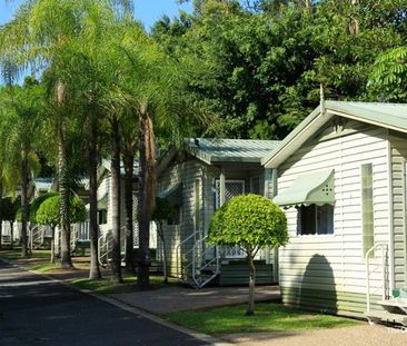 Gold Coast Short Term Rental, 2 Bedroom Palm Cottage, Min 4 week st... - Photo 1