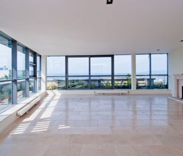 (Penthouse), Marina View, Clarence Street, Dun Laoghaire, Co. Dubli... - Photo 2