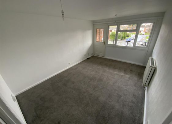 Frankton Close, Solihull - Photo 1