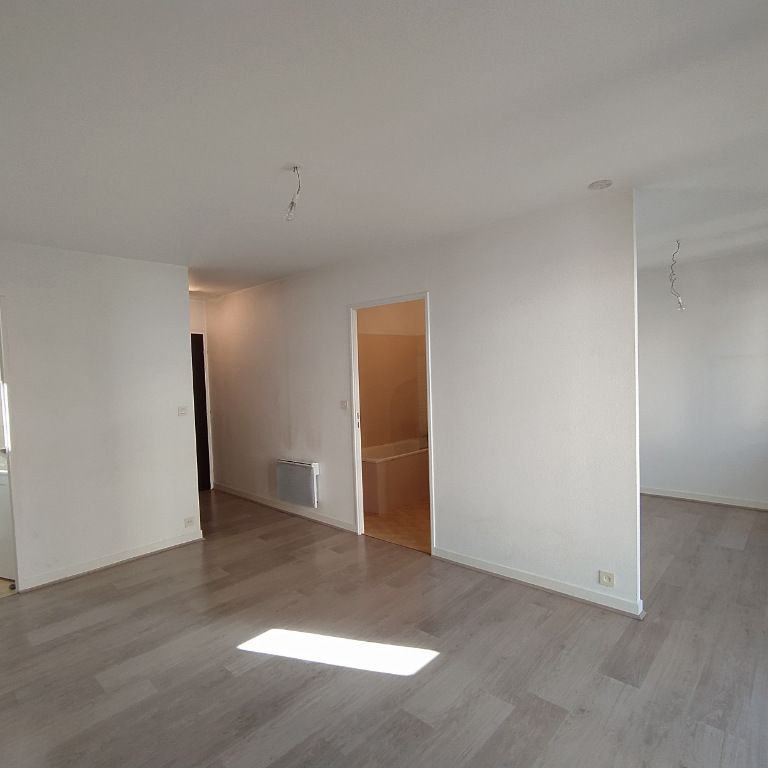 Appartement - 2 pièces - Jaude/Banque de France - Photo 1