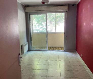 Location Appartement 3 pièces 80m² DRAGUIGNAN 83300 - Photo 5