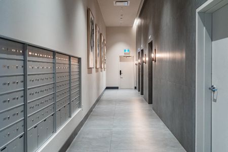 Rue St-Hubert, H2Y 0B9, Montréal - Photo 3