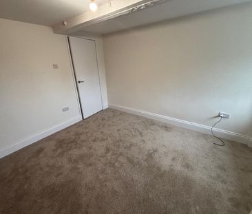 4 bedroom detached house to rent - Photo 1