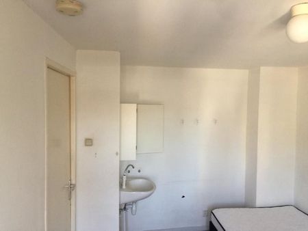 Te huur: Kamer Pastoor van Beurdenstraat in Tilburg - Foto 2