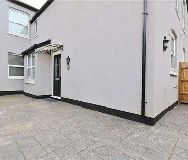 Maybury Road, Woking, Surrey, GU21 - Photo 2