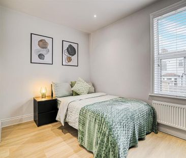 1 bedroom in a house share to rent - Photo 6