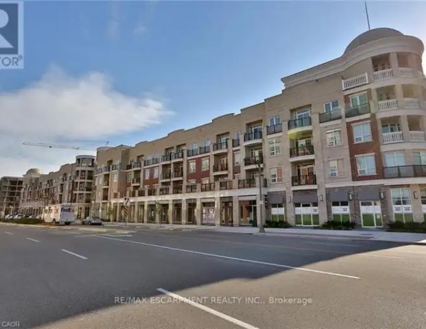 213 - 216 OAK PARK BOULEVARD | 213 - 216 OAK PARK BOULEVARD, Oakville - Photo 1