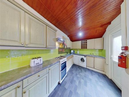 7 bedroom house to rent - Photo 2